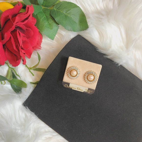 Dior Jewelry - Christian Dior Vintage 14K Gold & Pearl Earrings